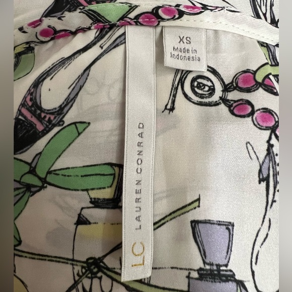 Lauren Conrad sleeveless top, size XS - Picture 8 of 9